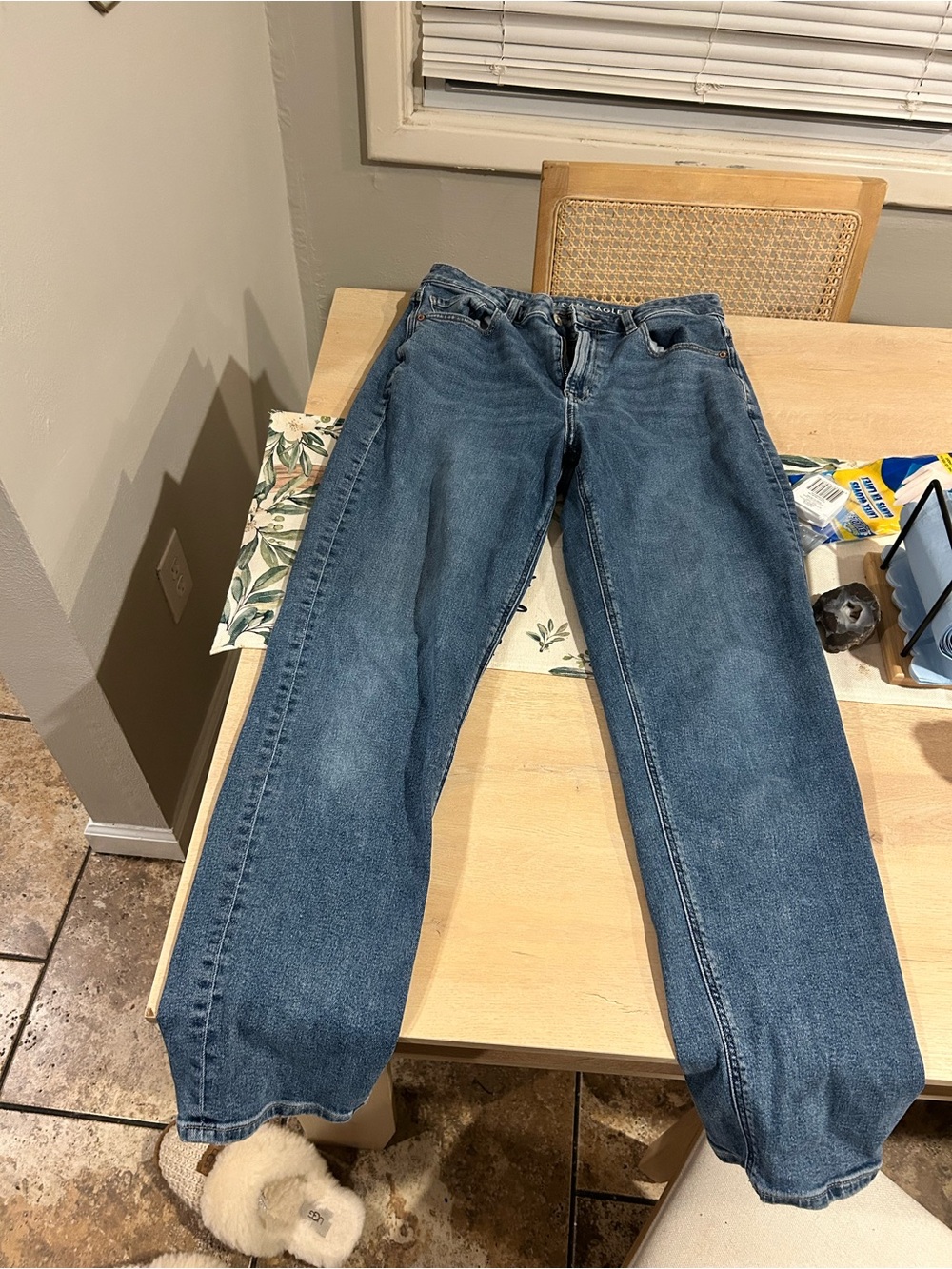 American Eagle Outfitters Women’s mom Jeans